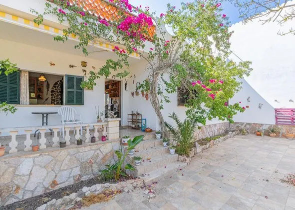 Detached house in Cala Llombards, Santanyí — photo 1