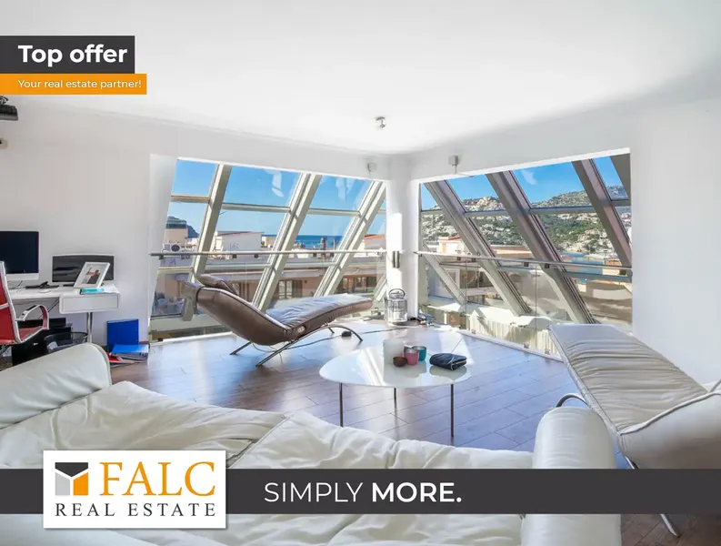 Located in the center of one of the most luxurious ports in Mallorca, we present this fabulous penthouse in Puerto Andratx. The spacious property — photo 1