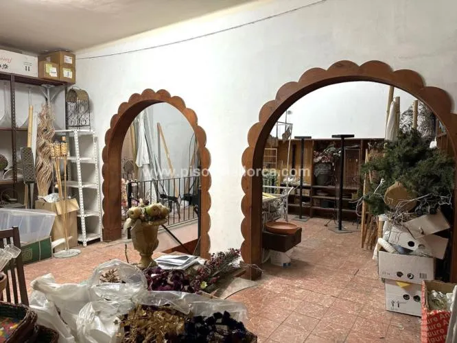 Commercial premises. Palma de Mallorca, Bons Aires area — photo 1