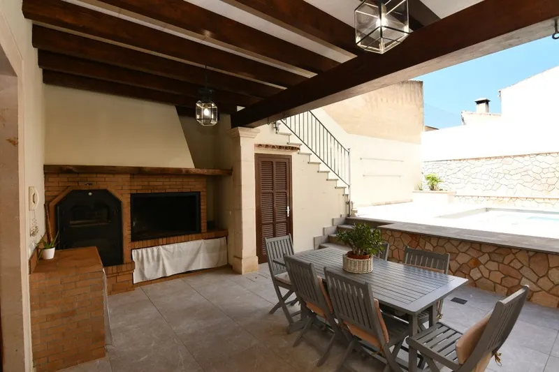 Cozy and spacious townhouse with a pleasant outdoor area in Porreres — photo 6
