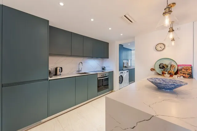 Exclusive to us: Luxury townhouse with communal swimming pool just steps from the sea in Puerto Pollensa — photo 10
