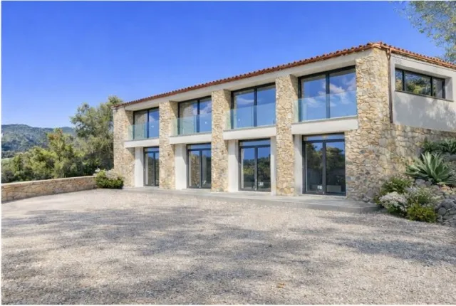 ETV Licensed Villa for Sale in Campanet Valley - Legalisation Project Submitted, North Mallorca — photo 3