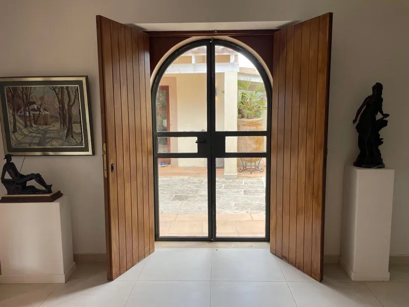 Unique art-inspired finca with independent guest house for sale in Santanyí — photo 4