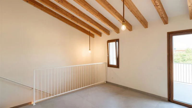 Modern townhouse with pool in prime location in Ses Salines — photo 8