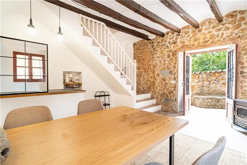 Traditional Mallorcan stone house in Valldemossa — photo 4