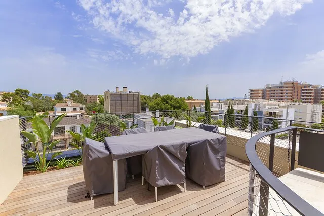 Luxury duplex penthouse with rooftop pool, for sale in Palma, Mallorca — photo 12