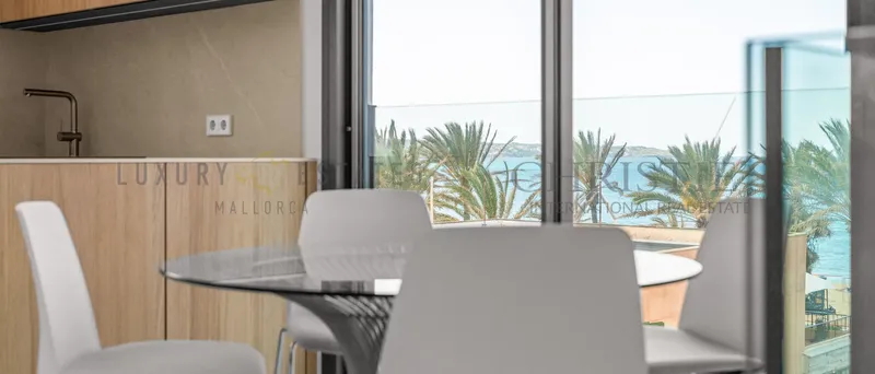 Duplex penthouse in Playa de Palma with pool and sea views — photo 7