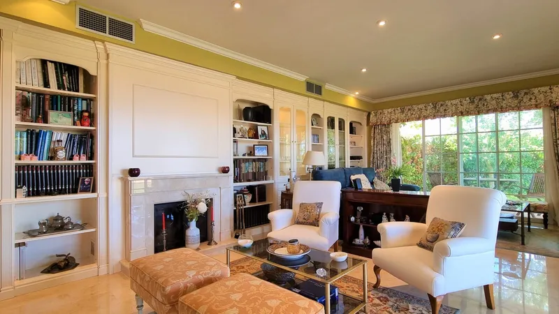 VE-JHRE034 – 5-bedroom family villa with tourist rental license, large garden and pool — photo 9