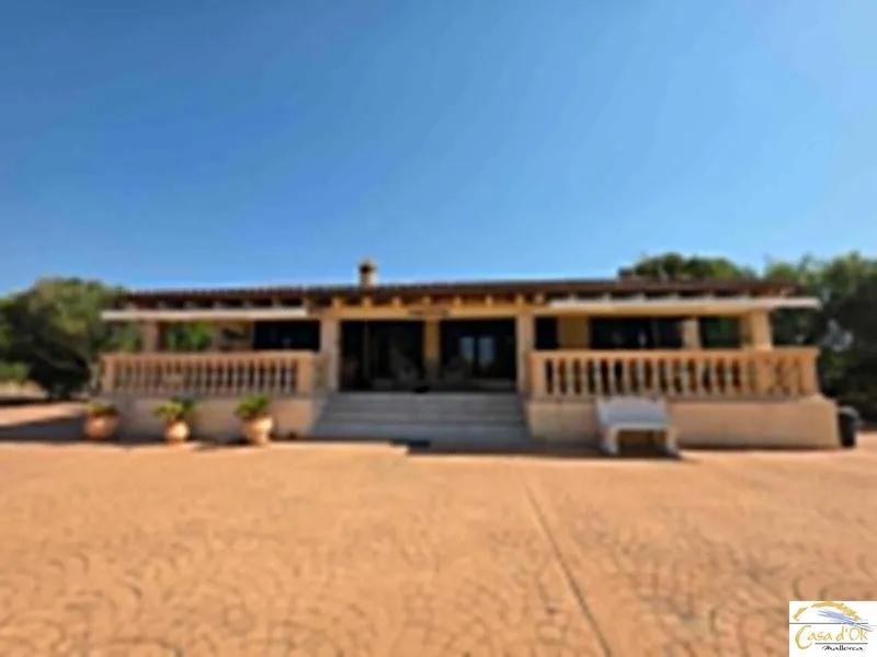 Mallorcan finca with pool, guesthouse and Mediterranean garden in S’Illot — photo 7