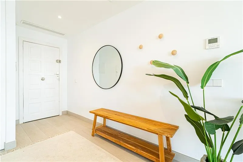 Fully renovated seafront apartment — photo 2