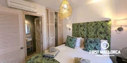 Modern design house in Cala Llombards — photo 11