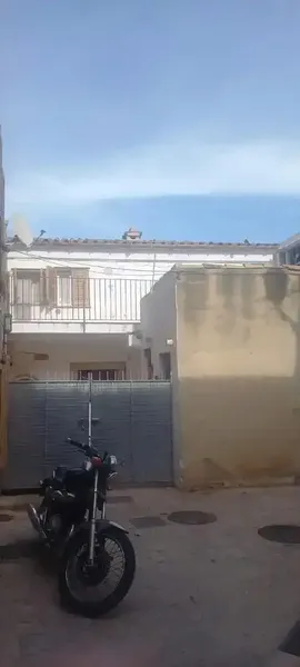 casa unificada separadas en cinco viviendas cada una con su cocina ,cuartos,baños y terrazas un pequeño patio . célula de habitabilidad y ce — photo 9