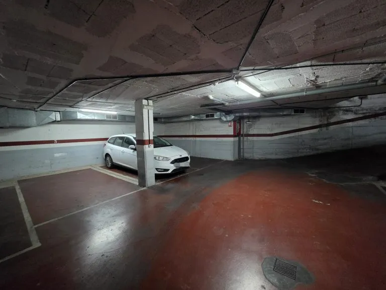 Parking in Son Armadams — photo 3