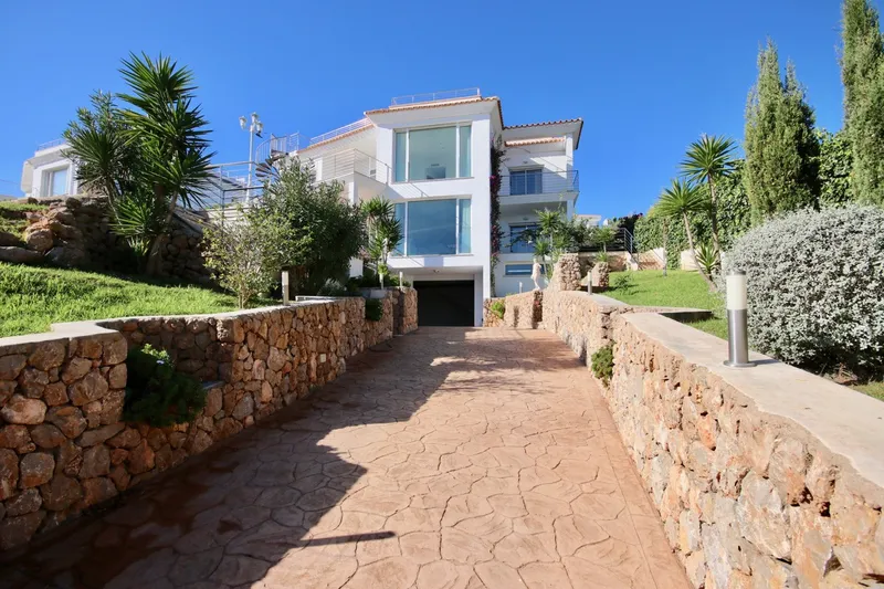 New build villa in popular residential area of Nova Santa Ponsa — photo 2