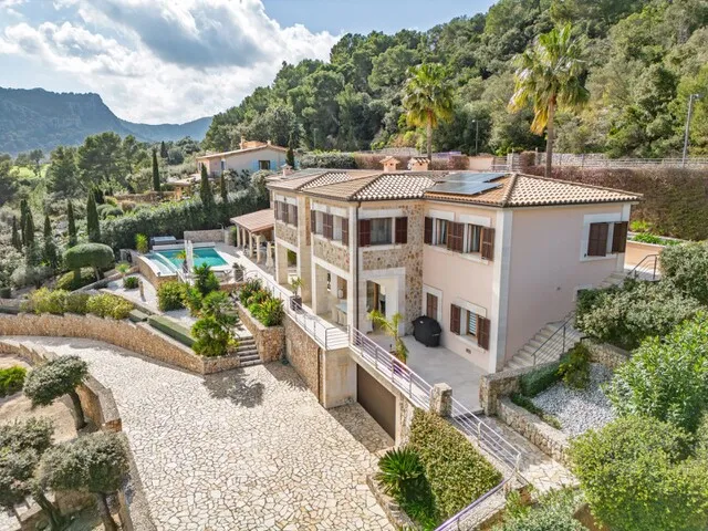 Luxury villa with rental license for sale in Pollensa, north Mallorca — photo 9