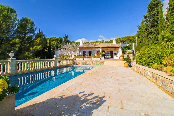 Ref. 2435V – Camp de Mar – Lovely villa with pool in quiet area — photo 3