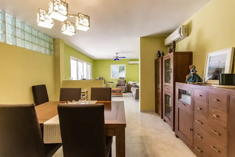 Situated in one of the most coveted residential areas of Portals Nous, this detached villa enjoys an elevated location next to a z — photo 11