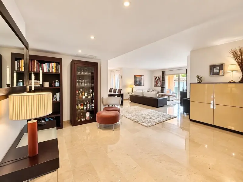 Elegant renovated penthouse in Nova Santa Ponsa — photo 2