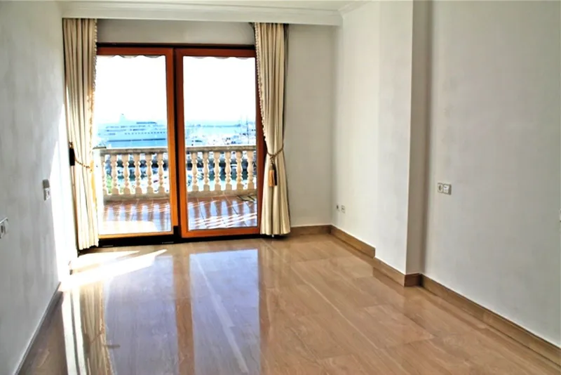 Beautiful apartment with sea views and a communal pool, located in the Can Barbara cove (Palma) near the Club de Mar — photo 8
