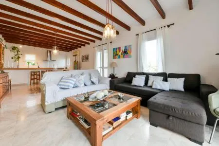 Rustic property - Costitx, built surface 488 m², plot surface 20,717 m², 4 bedrooms, 2 bathrooms, pool. — photo 9