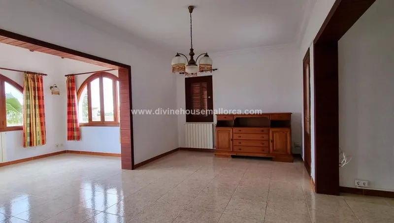 Chalet on second line in Cala Llombards with views of Es Pontás — photo 9