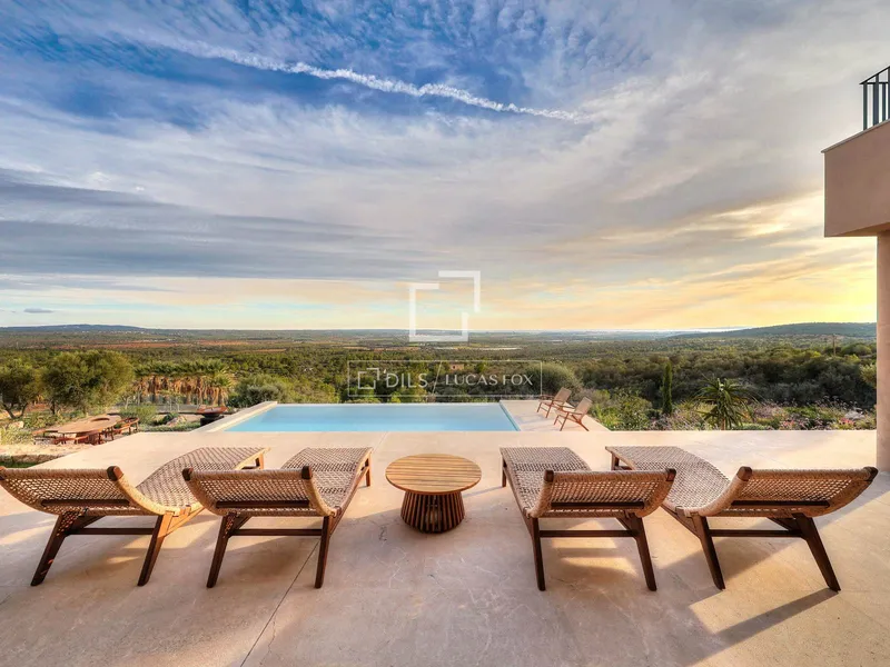 453m² country house with 125m² terrace for sale in Marratxí — photo 3