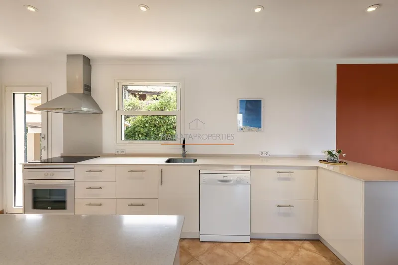 Villa for sale in Bonaire, Alcudia, Mallorca — photo 10