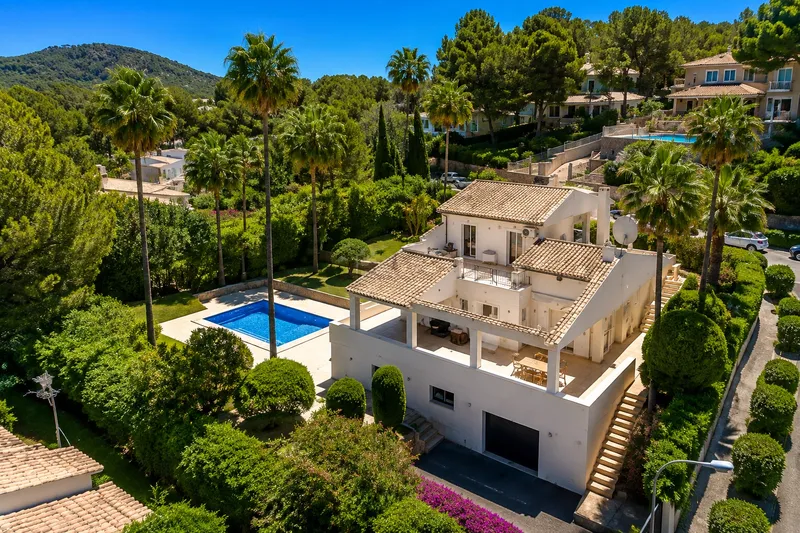Spacious Villa for Sale in Nova Santa Ponsa — photo 12