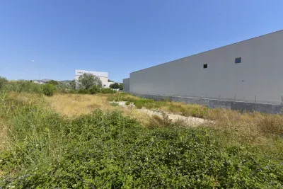Opportunity Industrial Land in the Artá Business Park — photo 1