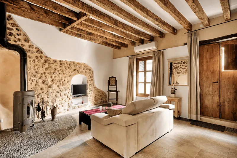 Elegant Spanish Townhouse with Pool in Mallorca — photo 3