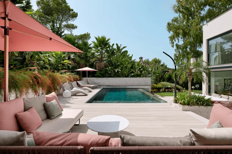 Renovated villa with pool and garden in Santa Ponsa, Mallorca — photo 2
