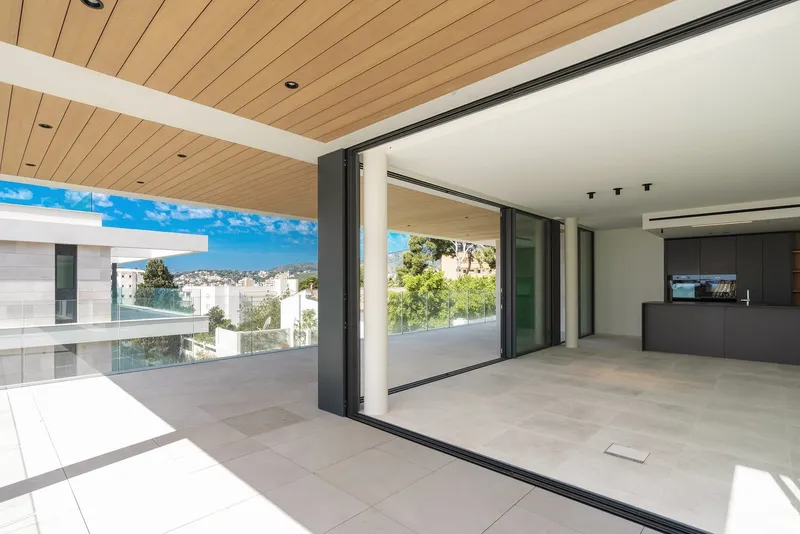 Luxury penthouse in Cala Major — photo 11