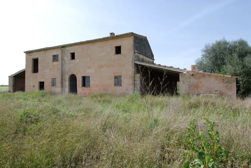 Spacious country house to reform on a large plot near Sa Rapita — photo 5