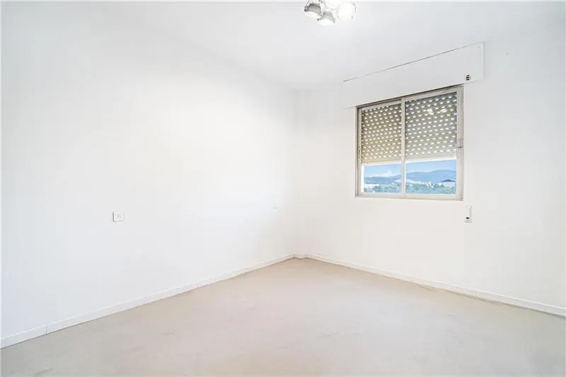 A flat of approximately 125m² with terraces and unobstructed views — photo 9