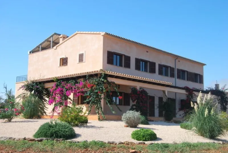 Elegant Finca of approx. 400 m2 in a quiet location near S Amarrador - Santanyi - F 44 — photo 1