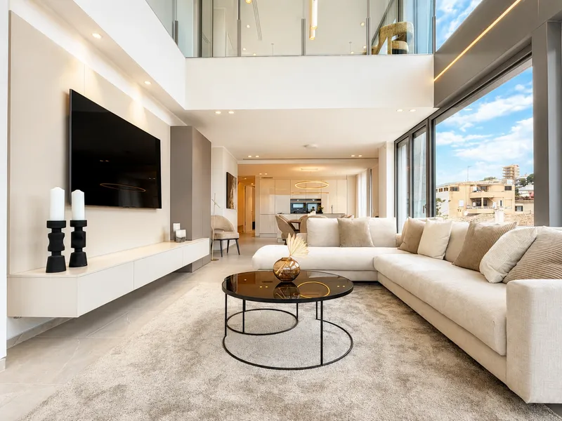 HL 503 · Exclusive Luxury Penthouse for sale in Palma with Private Rooftop Pool and Panoramic Harbour Views — photo 6