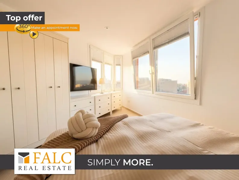 High-quality penthouse with panoramic sea views — photo 1