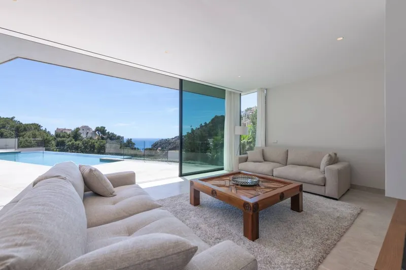 Fantastic villa in Cala Llamp with sea views — photo 7
