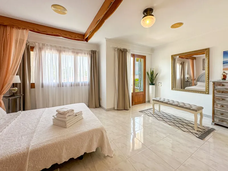 Townhouse with holiday license in Son Serra de Marina, ... — photo 11