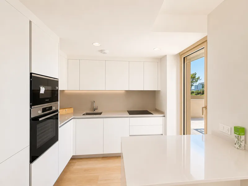 Modern new-build apartment in a prestigious residence in Palmanova Mas — photo 9