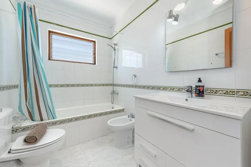 Reserved: Detached villa with private pool and rental license, walking distance to PP centre — photo 5