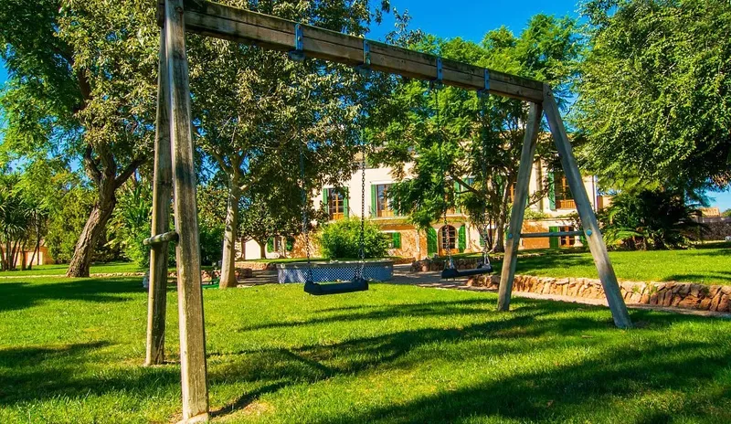 Stately manor house in Llucmajor on a huge plot with magnificent views — photo 10