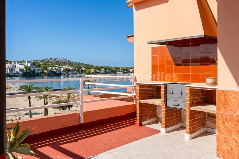 Frontline penthouse to renovate for sale in Santa Ponsa, Southwest Mallorca — photo 3