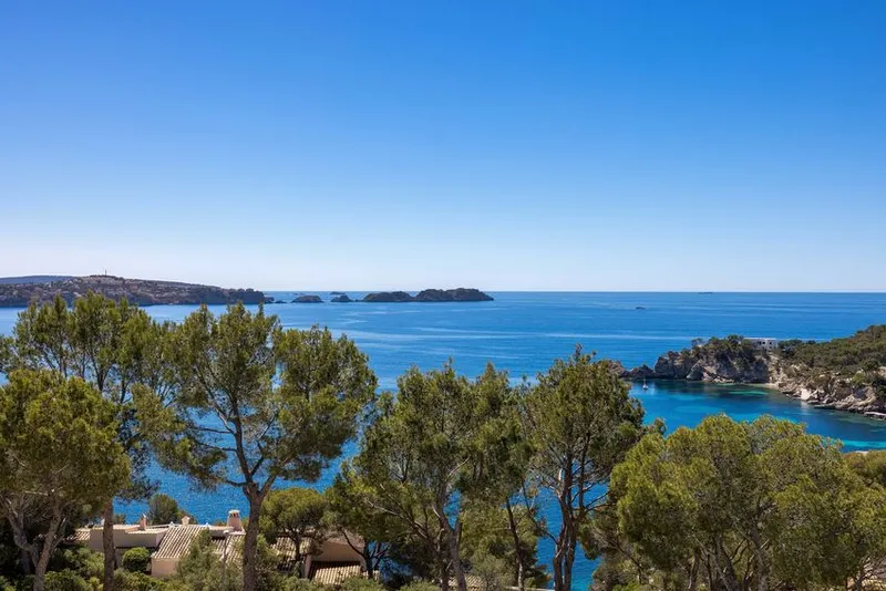 Penthouse for sale in Peguera — photo 1