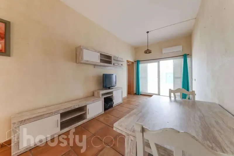 Housfy sells spacious ground floor apartment in Palma de Mallorca, in Cala d'Or, with 75 m² of usable space — photo 4