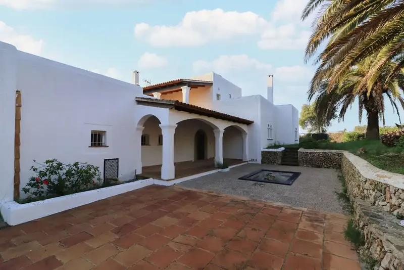 Independent chalet for sale of 297 m² located in the Diseminado de S'Horta, belonging to the municipality of Felanitx, on the island of Mallorca. — photo 1