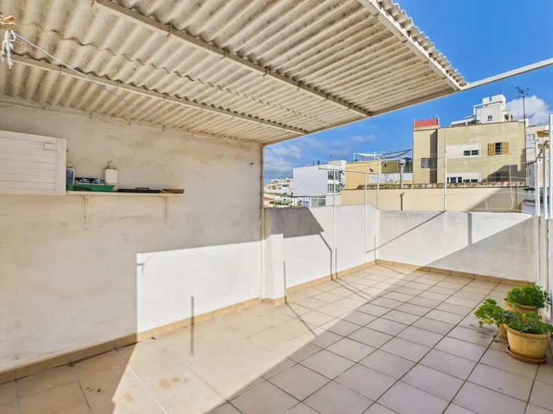 Three-Bedroom Apartment with Private Terrace in Tranquil Area of Son Espanyolet — photo 9