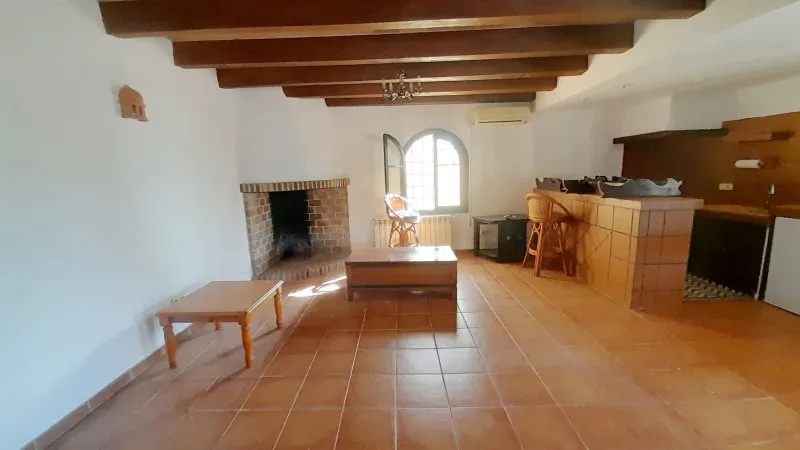 Charming ground-floor finca with pool. Heating and plot near Es Llombards - Santanyi-F 95 — photo 10