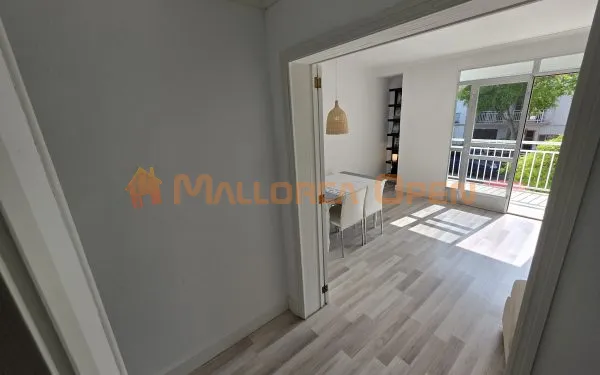 First floor with open ceiling and private terrace – Avenida Sa Fonera, Porto Cristo — photo 8