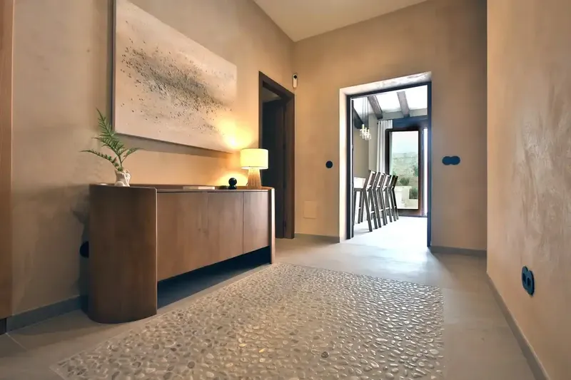 Exquisite 19th-century village house: Luxury renovation near Playa de Muro — photo 11